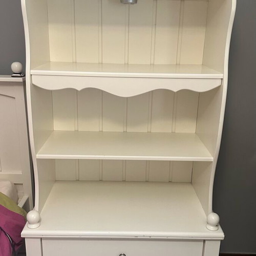 Nightstand-Jewelry Cabinet made of solid wood like new