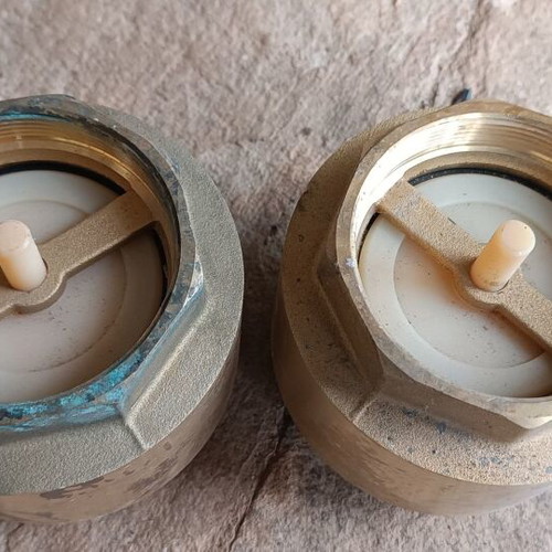 Check valves 3'' brass new, set of 2 spring type