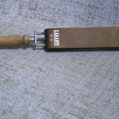 Camel razor strop new with vintage box