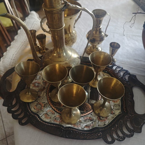 Decorations from Turkey used, with their tray