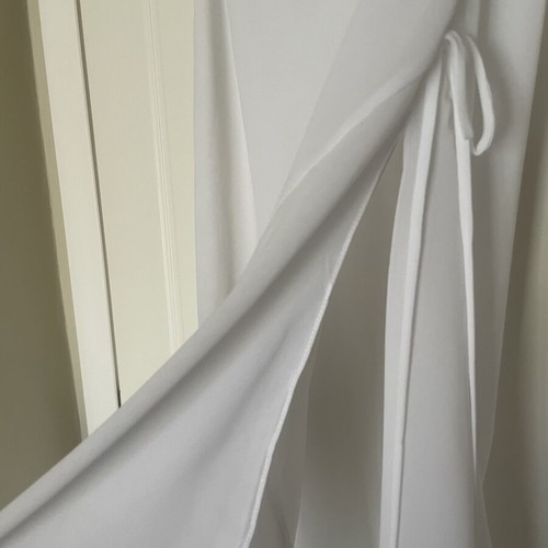 Silk skirt Zinas like new, white, sizes S and M