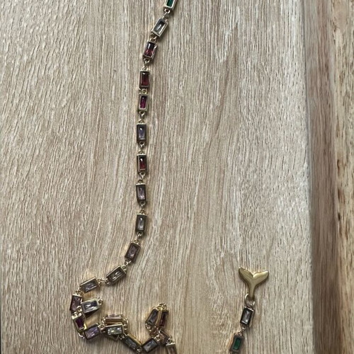 Beluga Necklace with Colored Stones like new, multicolored