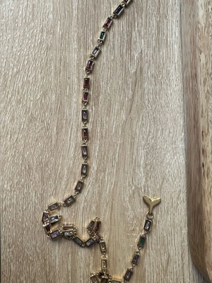 Beluga Necklace with Colored Stones like new, multicolored