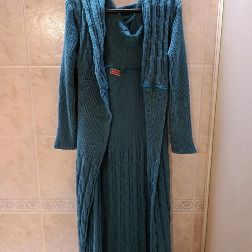 Spring cardigan like new, knitted, size S, blue turquoise