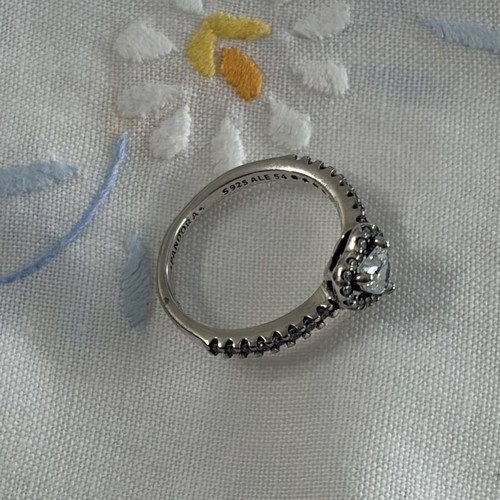 Pandora ring with raised heart, size 54, silver