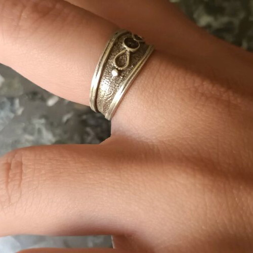 Silver ring 925 with design like new, vintage no 57
