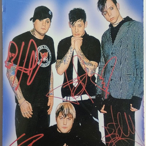 Good Charlotte collectible autograph card
