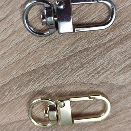 Metal parrot hook 1 cm new, set of 12 pieces