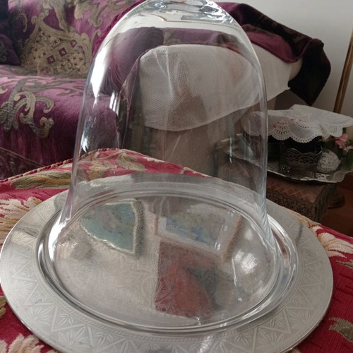 Glass bell with tray for sweets and decoration