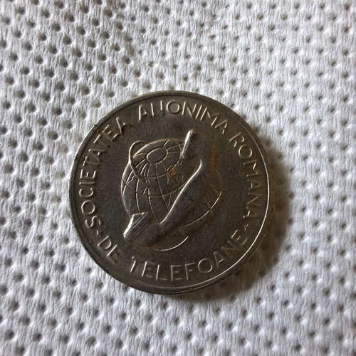 Romanian telephone token used from the 1940s-1950s