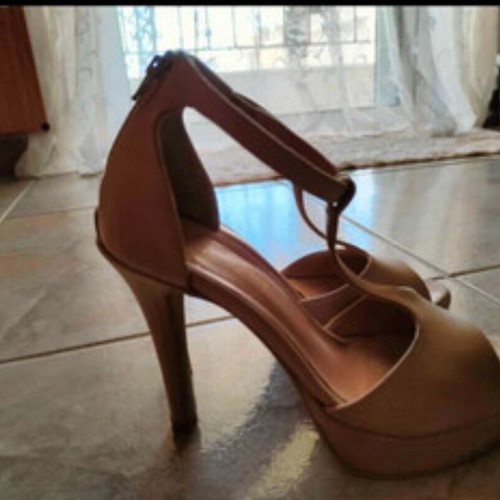 Handmade bridal sandals size 36 like new, beige