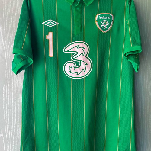 Given Ireland National Team Jersey new, size large