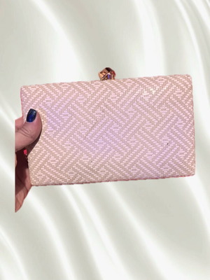 Envelope handbag like new, beige-white