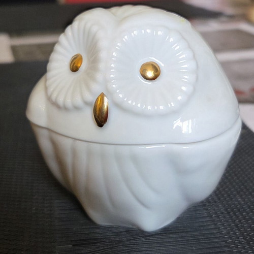 White Owl Box with Gold Tones Porcellane D'Arte Agostinelli Bassano Italy like new