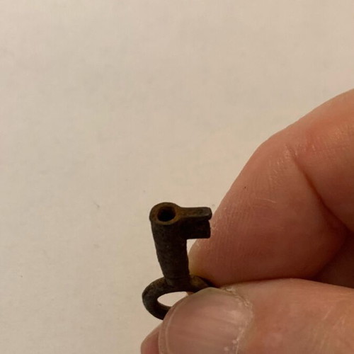 Small key used, old