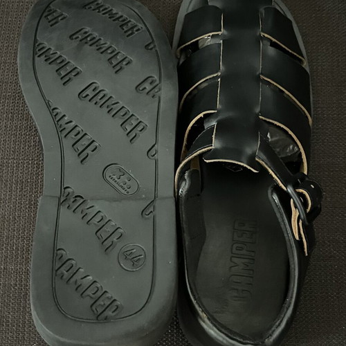 Camper Don leather sandals men's size 44 like new, black