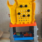 Comfuzio children's workbench like new