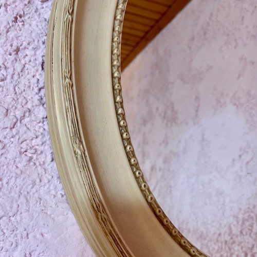 Vintage wooden trimar oval mirror like new