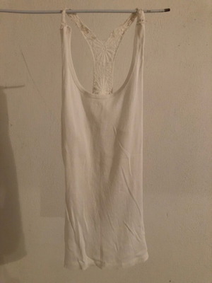 Sleeveless top used, white, size S