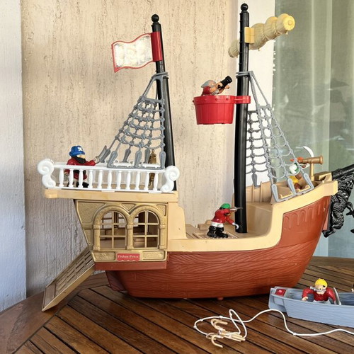 Fisher Price Great Adventures Pirate Ship 77043 toy