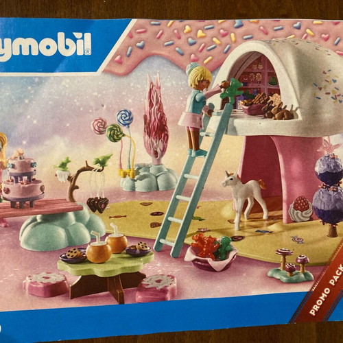 Playmobil Candy House toy like new