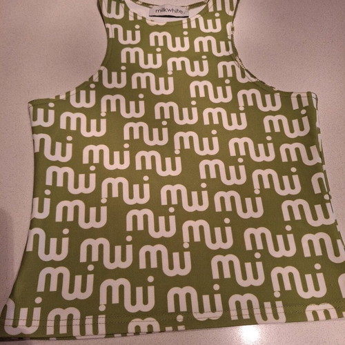Milkwhite top green, like new, size S