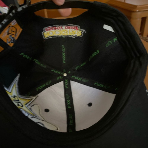 Rockstar Fox hat new, black
