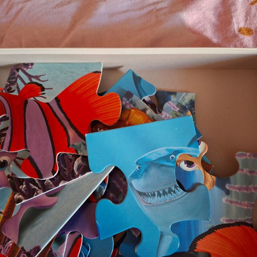 Nemo Floor Puzzle like new with rich colors