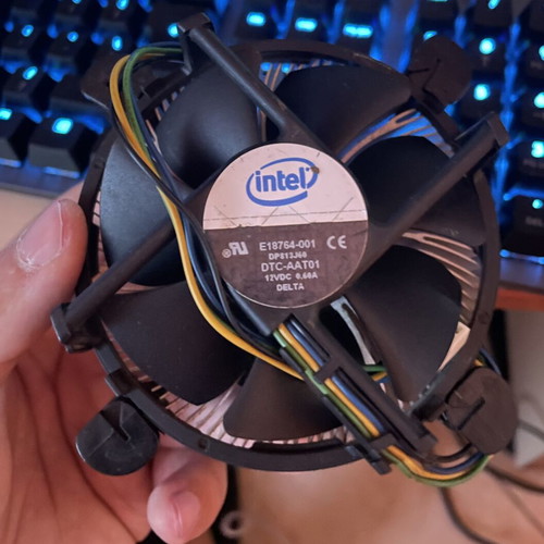Intel Stock CPU Cooler E18764-001 like new, compatible with LGA 1150-1156