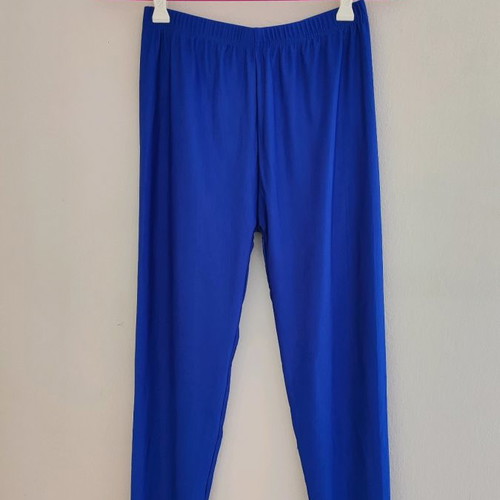 Set of 5 leggings like new, various sizes and designs