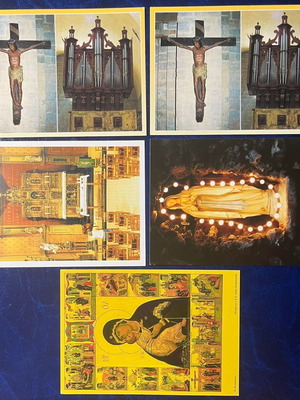 Collectible religious and classic postcards set like new