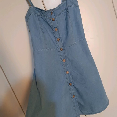 Denim dress like new with straps and brown buttons, size S