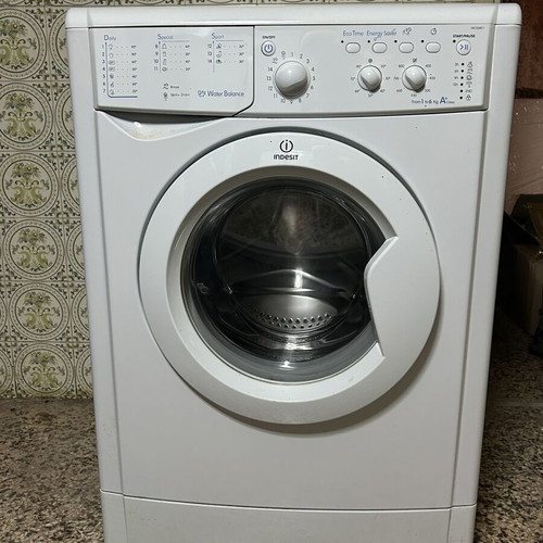 Indesit IWC60851 washing machine 6kg A+ class like new