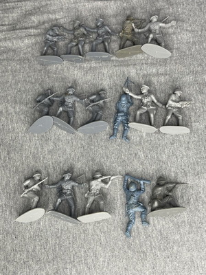 Solpa Military Figures 1970 like new