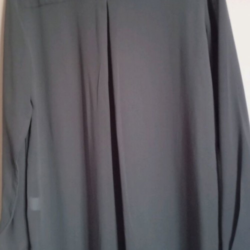 Tunic shirt gray like new, comfortable for sizes S to L