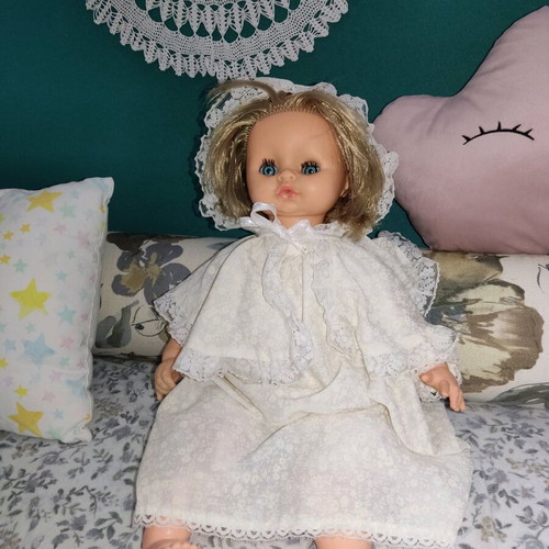 Vintage doll 48cm used with mechanism on back
