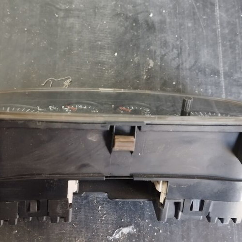 Seat Leon 1M speedometer used, removed from damaged car