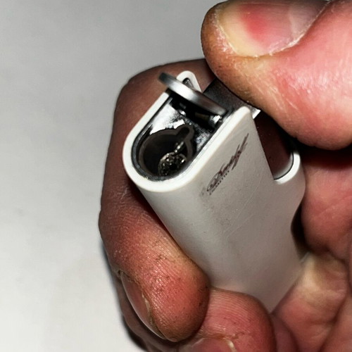 Davidoff lighter used, needs gas