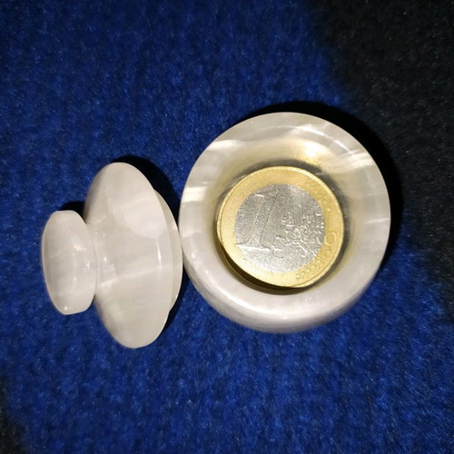 Alabaster jewelry box used, very small with minor defect