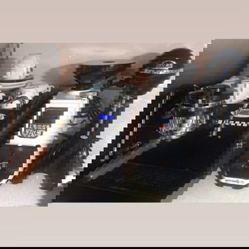 La Marzocco GS3 Manual μεταχειρισμένη με ξύλινη λαβή και μαύρο