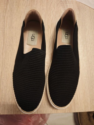 Ugg Sammy women's shoes used, size 38, black
