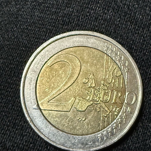 2€ Europe collectible coin like new with cutting errors 2002