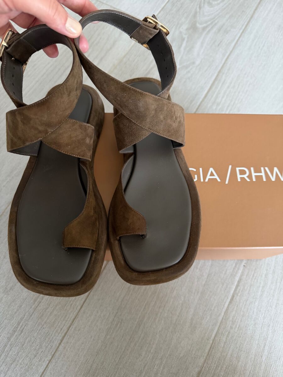 GIA Borghini Leather Sandals like new,… - € 80,00 - Vendora.cy