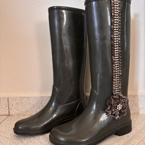 Women's tall rain boots size 38 like new with custom glam decoration