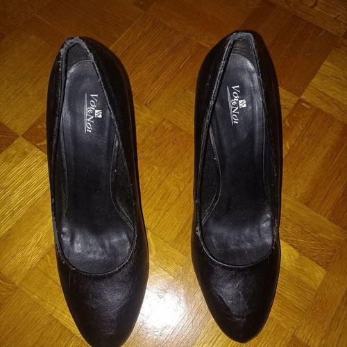 Voi & Noi black pumps size 40 like new