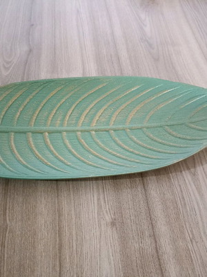 Wooden decorative platter like new