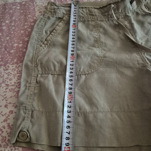 Linen shorts khaki size L like new