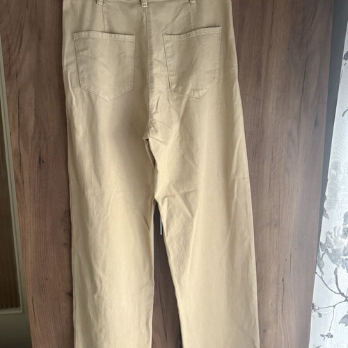 Pull & Bear women's pants size L beige like new