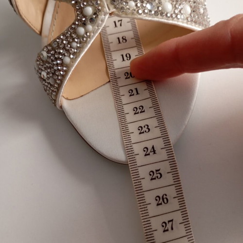 Betsey Johnson sandals new, size 37, white