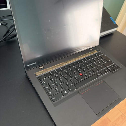 Lenovo ThinkPad X1 Carbon 2nd Gen 20A8 laptop for repair or parts, used